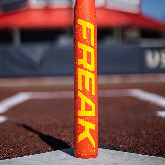 2025 Miken Freak USSSA Balanced 2-Piece Slowpitch Softball Bat: MSU5FRKB Bats Miken