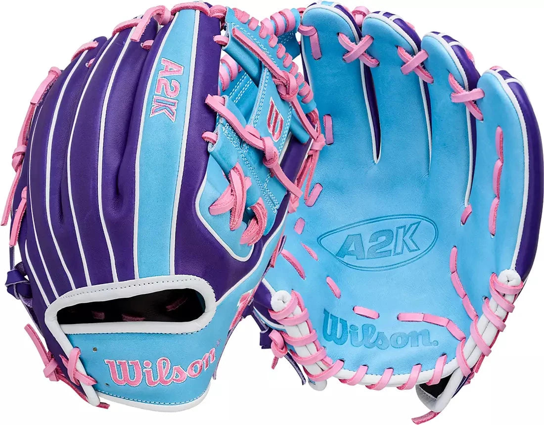 2026 Wilson Summer A2K® 1786 11.5” Infield Baseball: WBW104611115 Equipment Wilson Sporting Goods Wear on Left 
