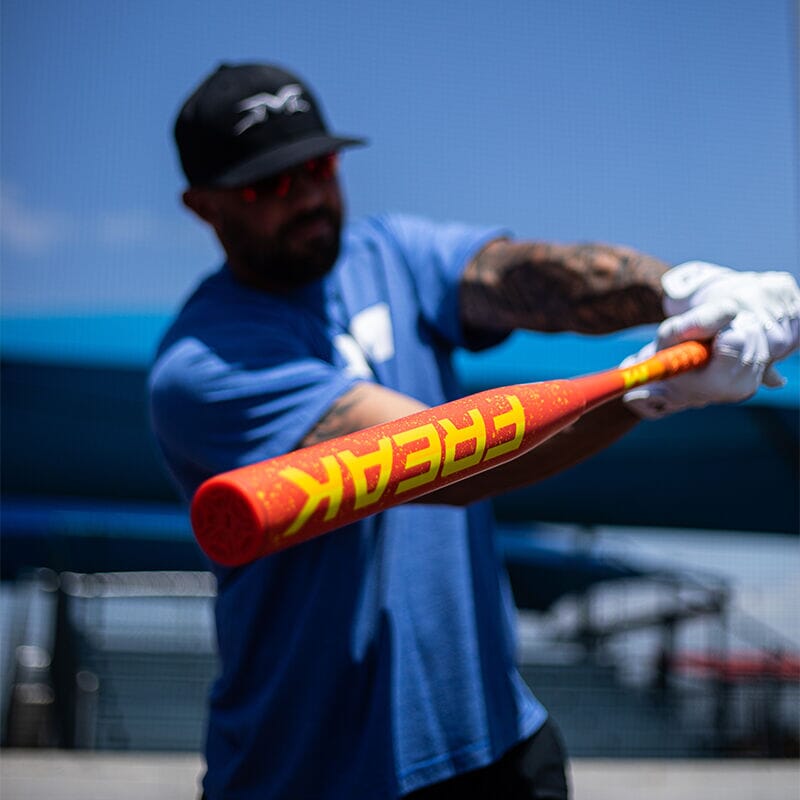 2025 Miken Freak USSSA Balanced 2-Piece Slowpitch Softball Bat: MSU5FRKB Bats Miken 