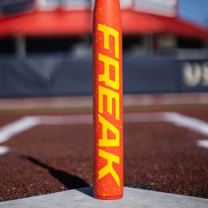 2025 Miken Freak USSSA Balanced 2-Piece Slowpitch Softball Bat: MSU5FRKB Bats Miken 