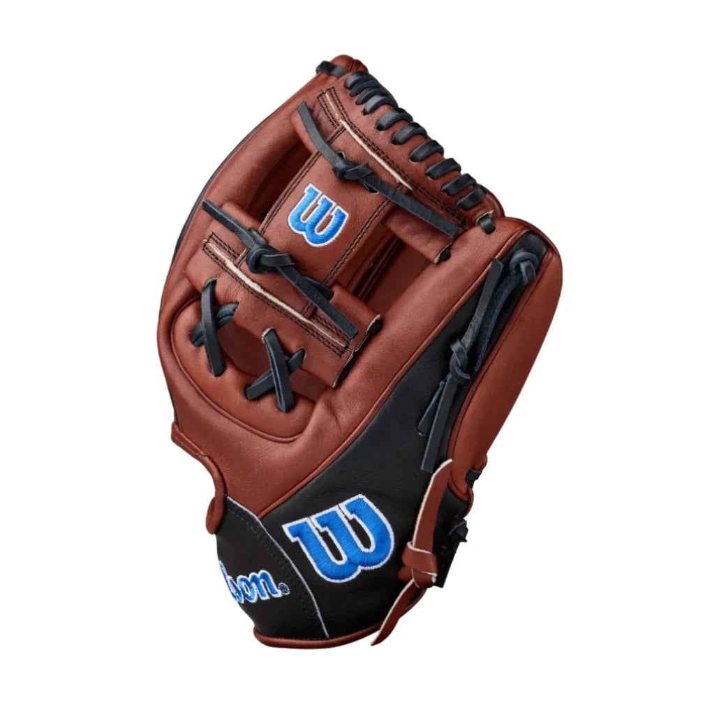 2027 A2000® BWJ7 Game Model Baseball 11.75": WBG05801RT1175 Equipment Wilson Sporting Goods 