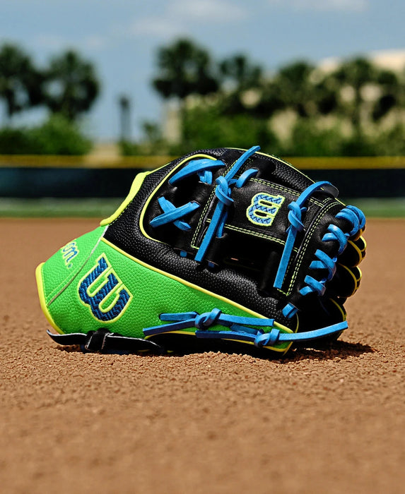 2025 Wilson Fall A2000® PF88SS 11.25” : WBW1034621125 Equipment Wilson Sporting Goods 