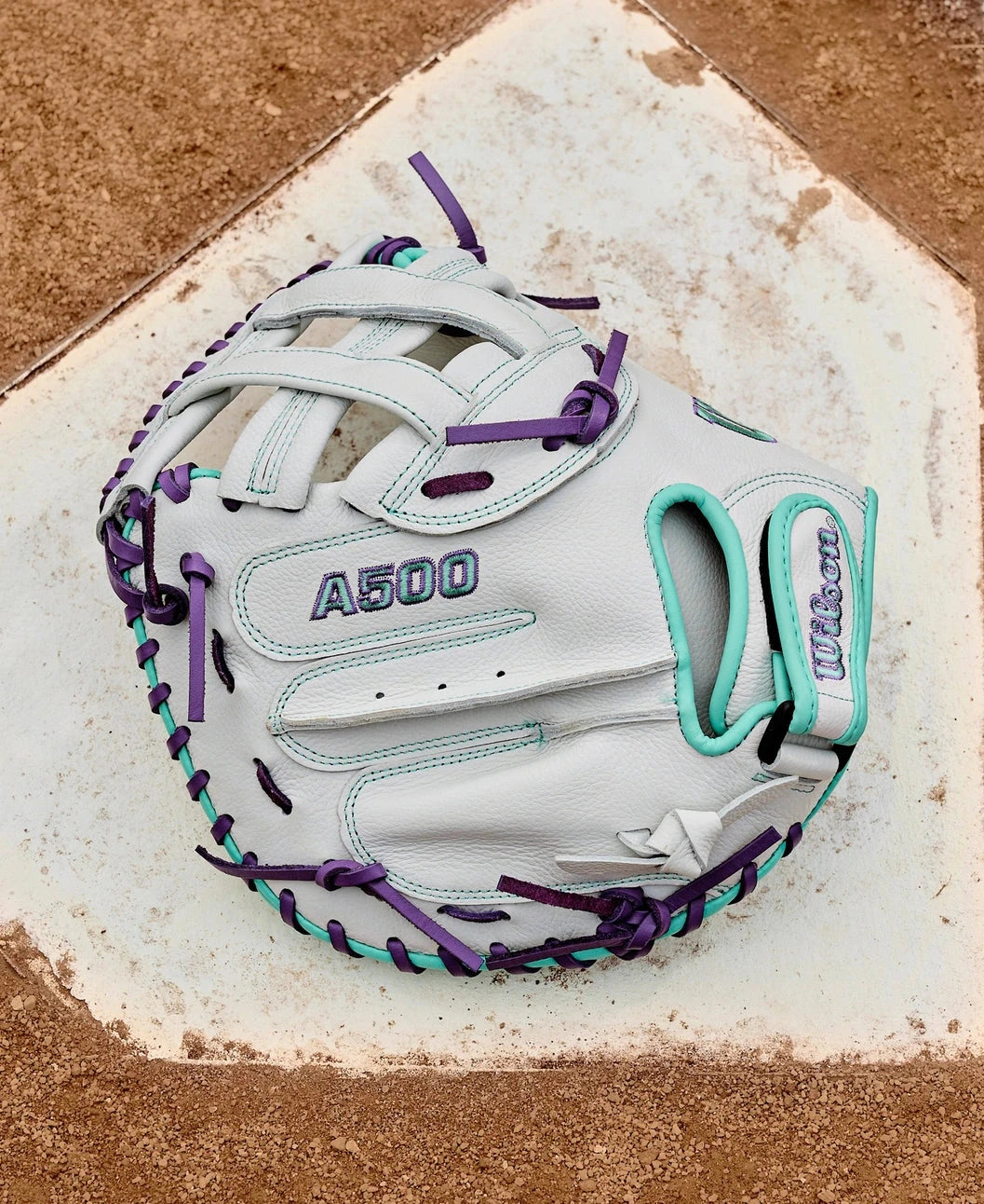 2026 Wilson A500™ Siren™ 32” Youth Fastpitch Softball Catcher’s Mitt: WBW10356332 Equipment Wilson Sporting Goods 
