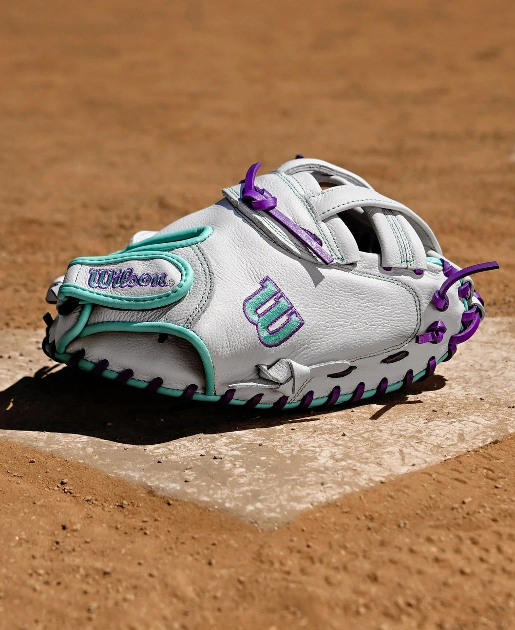 2026 Wilson A500™ Siren™ 32” Youth Fastpitch Softball Catcher’s Mitt: WBW10356332 Equipment Wilson Sporting Goods 