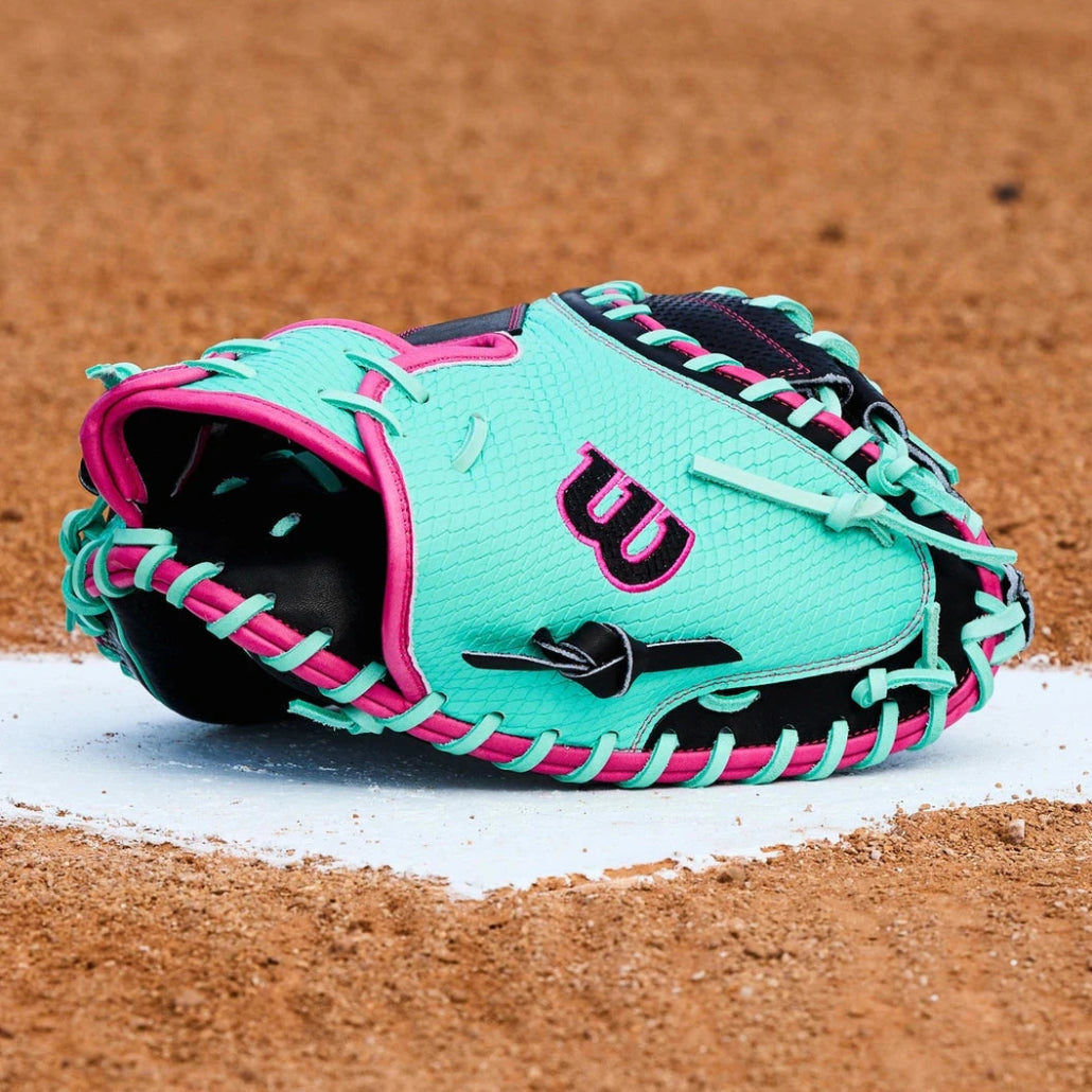 2026 Wilson Spring A2000® SCM23SS 33.5” Baseball Catcher’s Mitt: WBW104142335 Equipment Wilson Sporting Goods 