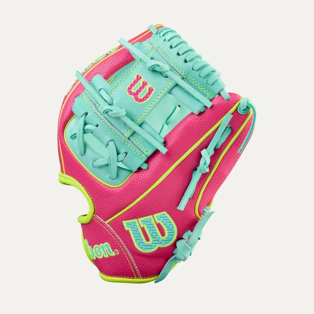 2026 Wilson Spring A2000® DP15SS 11.5” Infield Baseball: WBW104143115 Equipment Wilson Sporting Goods Wear on Left 