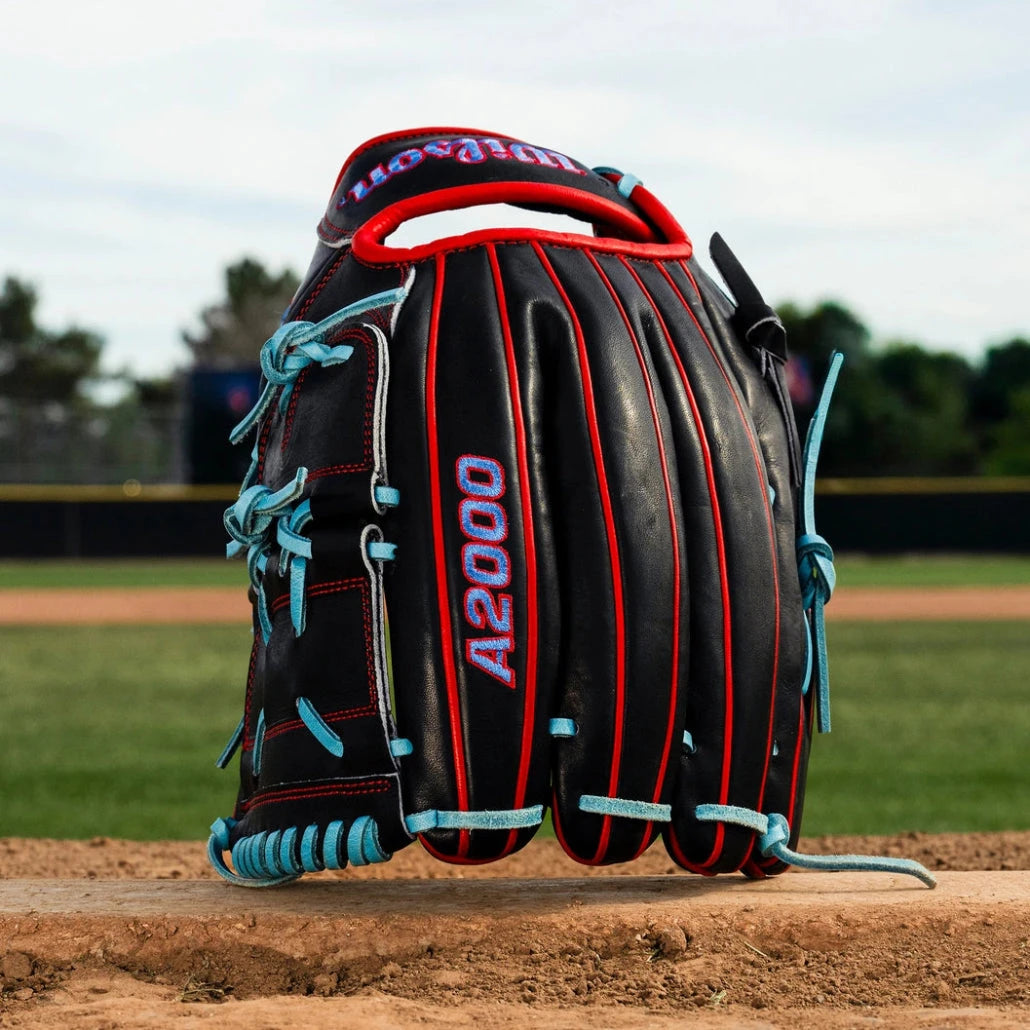 2026 Wilson Summer A2000® B25 12.25” Baseball: WBW1045971225
