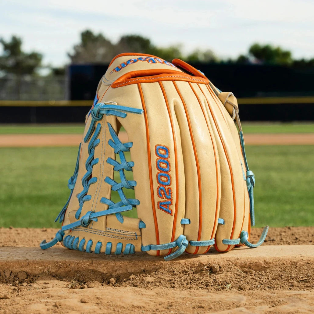 2026 Wilson Summer A2000® PF89 11.5” Infield Baseball: WBW104602115 Equipment Wilson Sporting Goods 