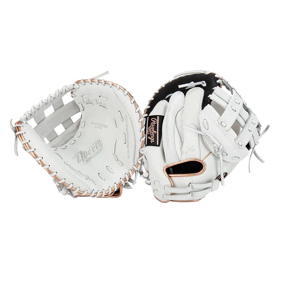 Palla, Guanto & Casco Di Softball Di Fastpitch Fotografia Stock Palla, Guanto & Casco Di Softball Di Fastpitch Fotografia Stock